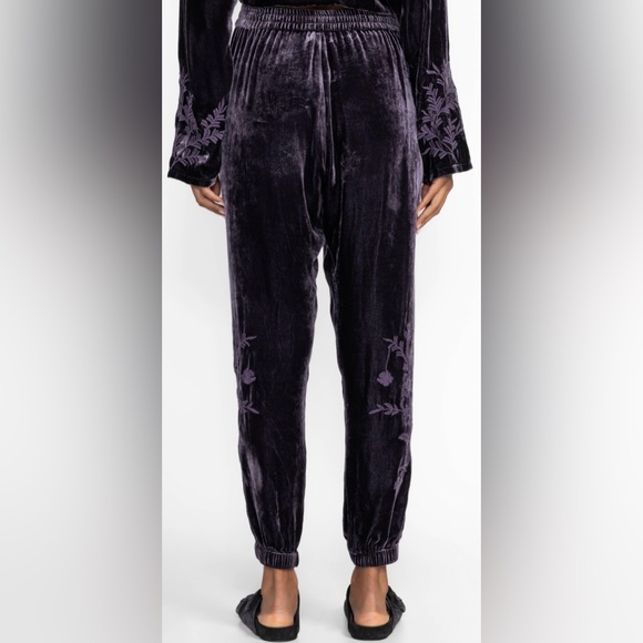Johnny Was Lenon Velvet Jogger Women’s Size M Purple - Picture 13 of 14